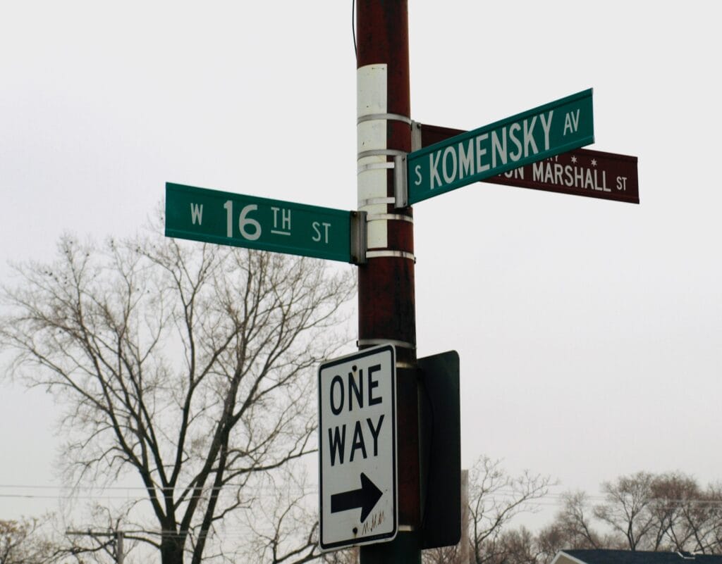 1d K Town Sign